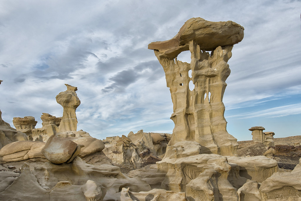 2. Timeless Extraterrestrial ⁢Beauty: Exploring Alien Monuments' Celestial⁣ Wonders