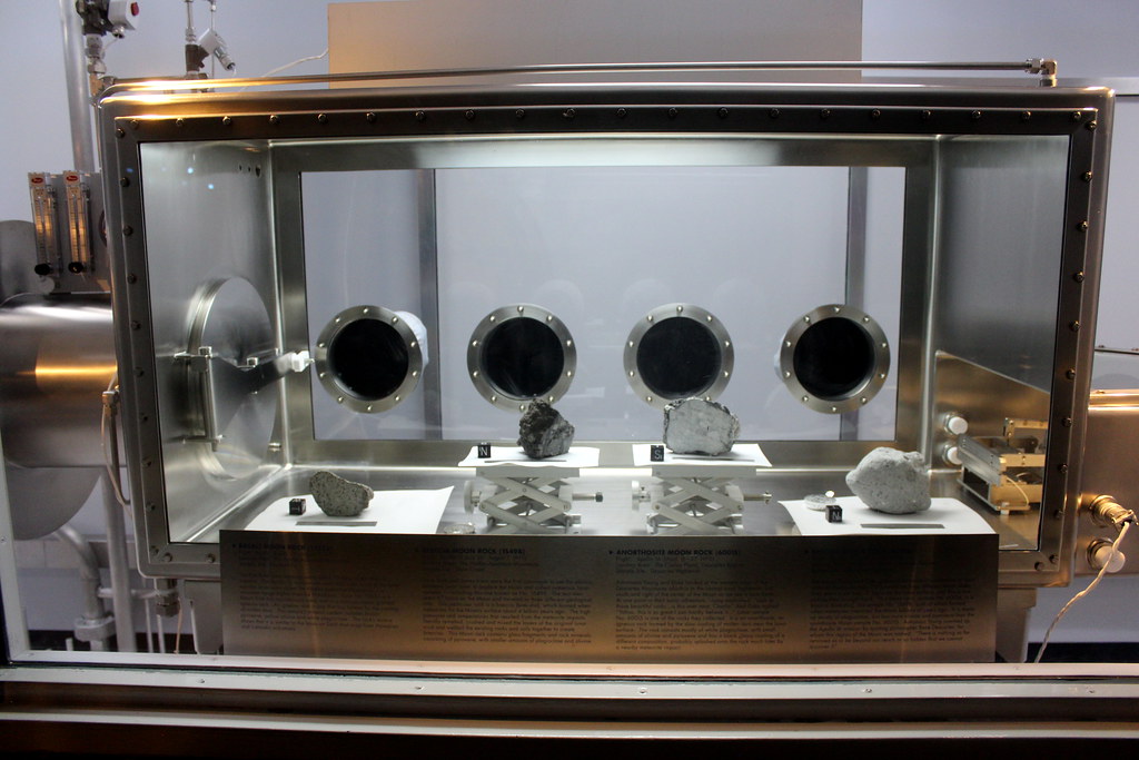 Exploring​ Extraterrestrial Enigmas: Lunar Laboratories Unveiled