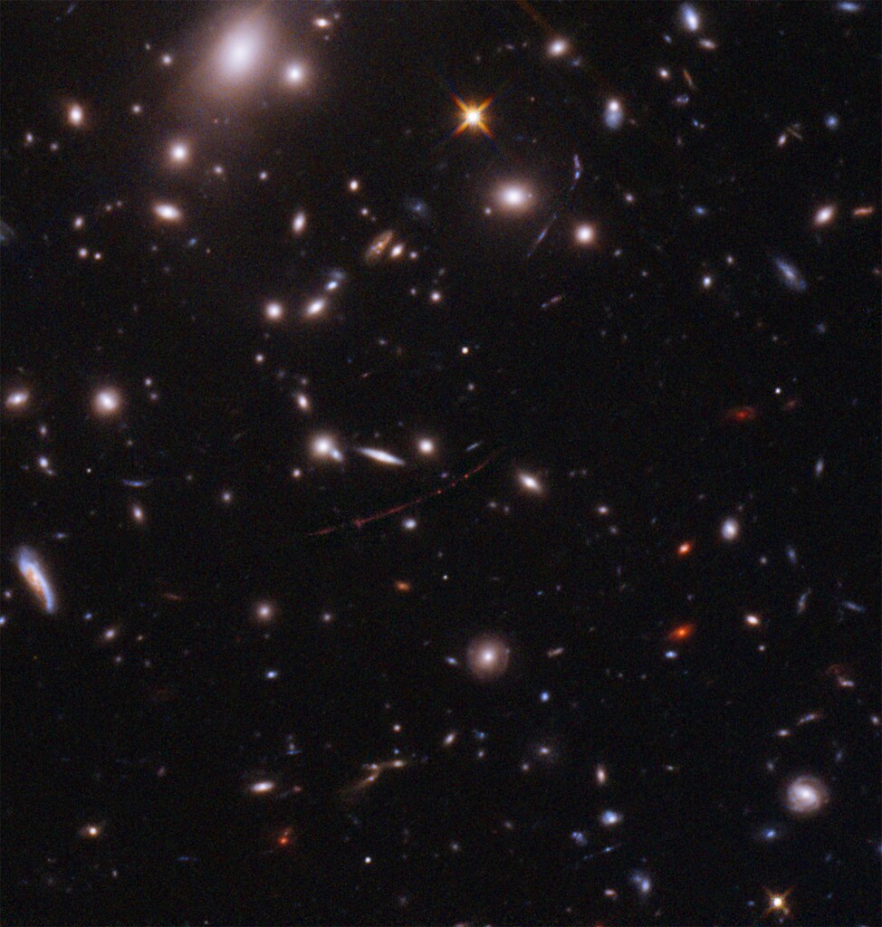 1. Vast Frontier: Discovering the Alien ⁤Wonders and‌ Hidden ‌Treasures of Uncharted⁢ Space