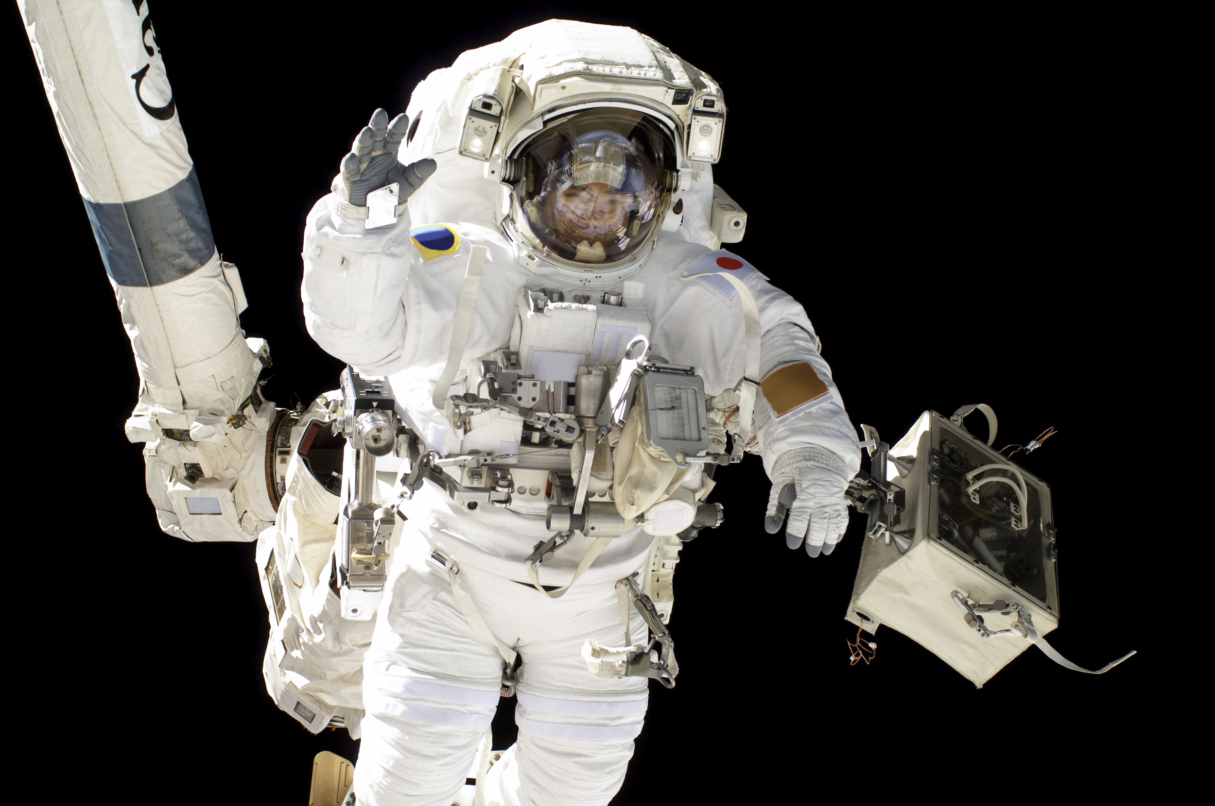 1.‌ Unveiling ⁤the Enigmatic Encounter: Astronauts'‌ Mysterious Interstellar Experiences